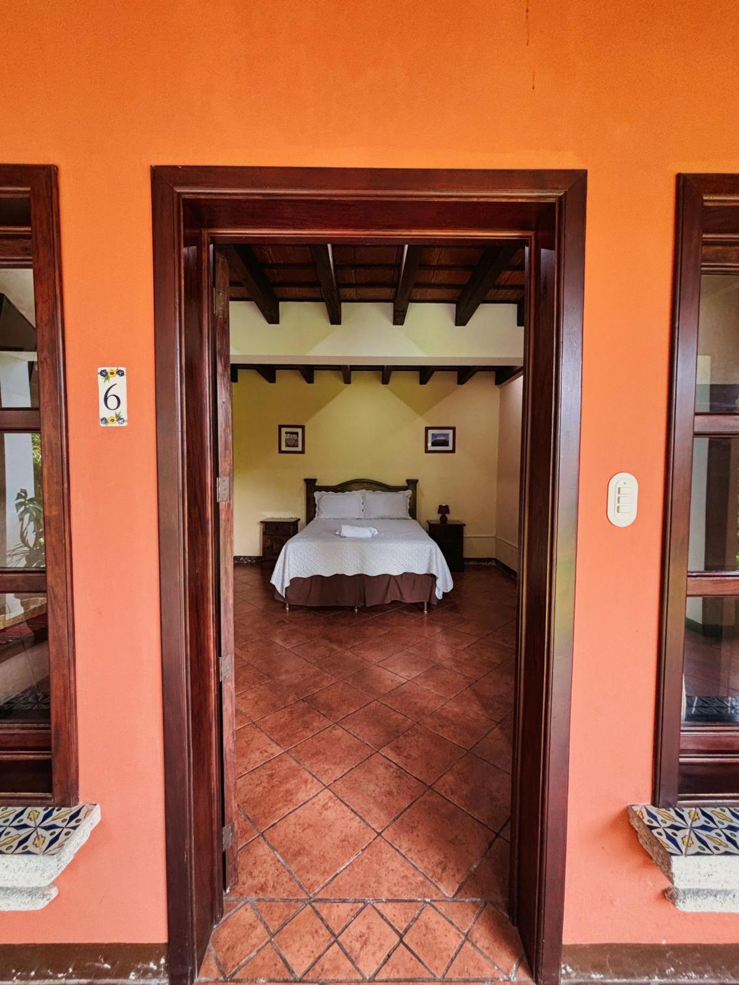Alana Hotel By Ish Antigua Eksteriør billede