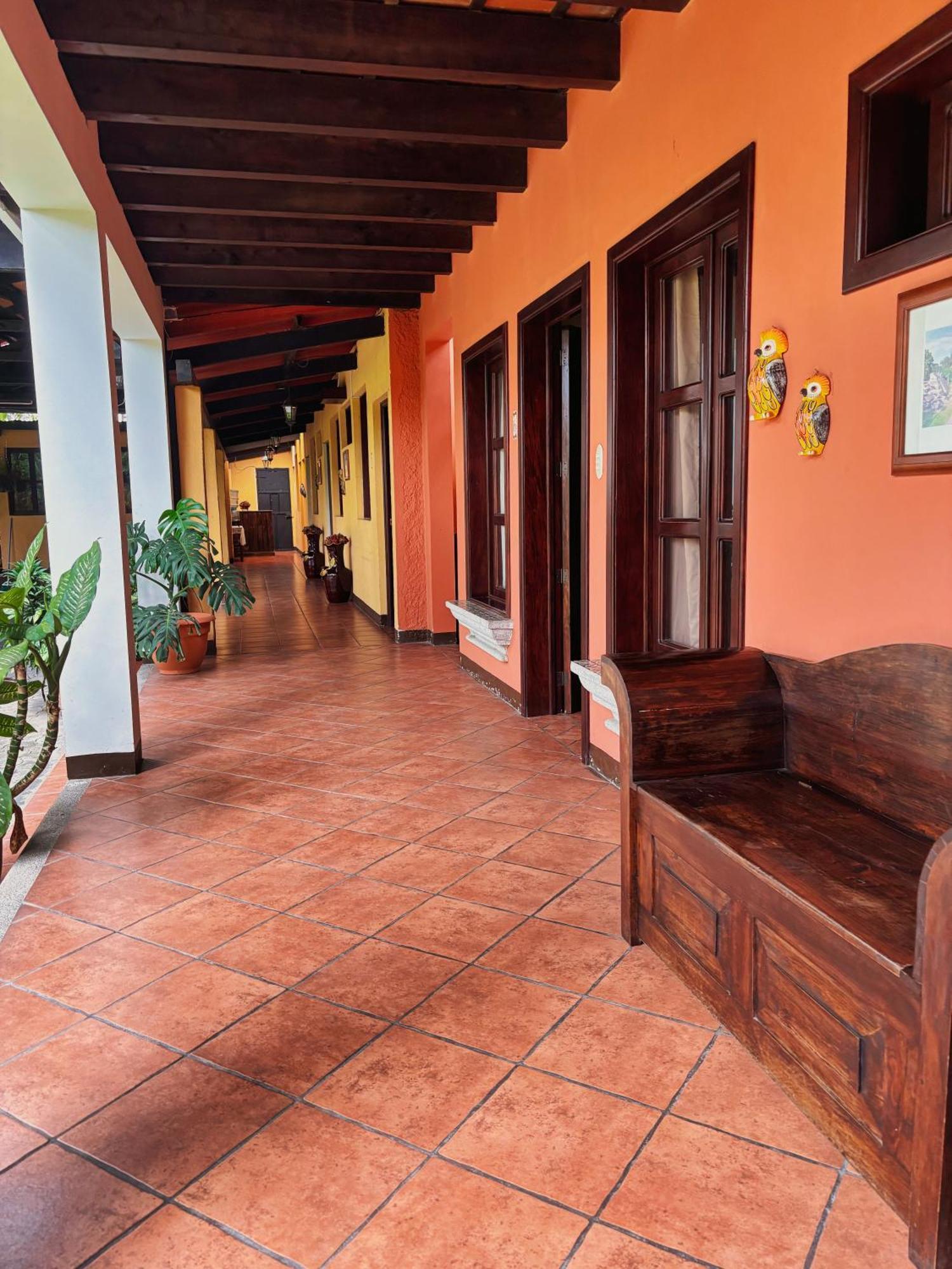 Alana Hotel By Ish Antigua Eksteriør billede